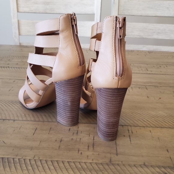 Steve Madden block heels - Picture 4 of 6